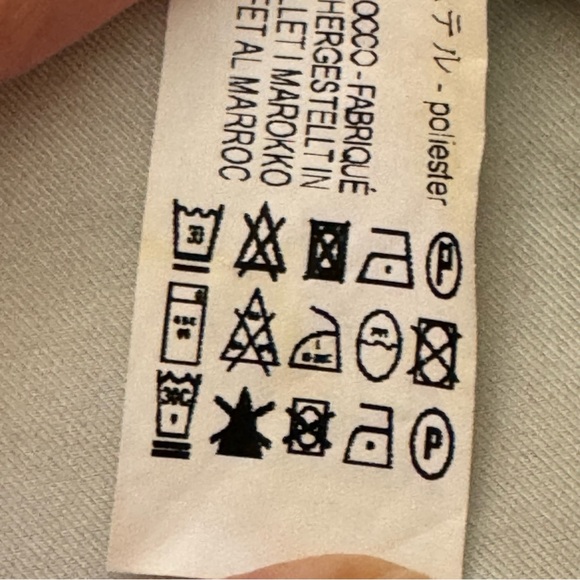 ZARA. Women’s Medium Multicolored Blouse. Crop top with Bell Sleeve. Sat… - Picture 8 of 15